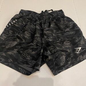 Gymshark Gray Camo Activewear